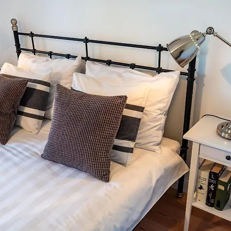 1001 Nights Apartman